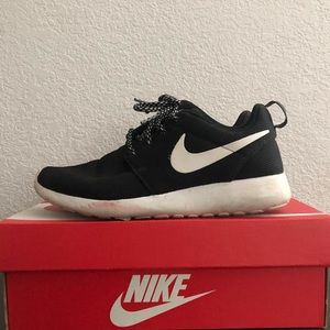 Women’s Nike Roshe One